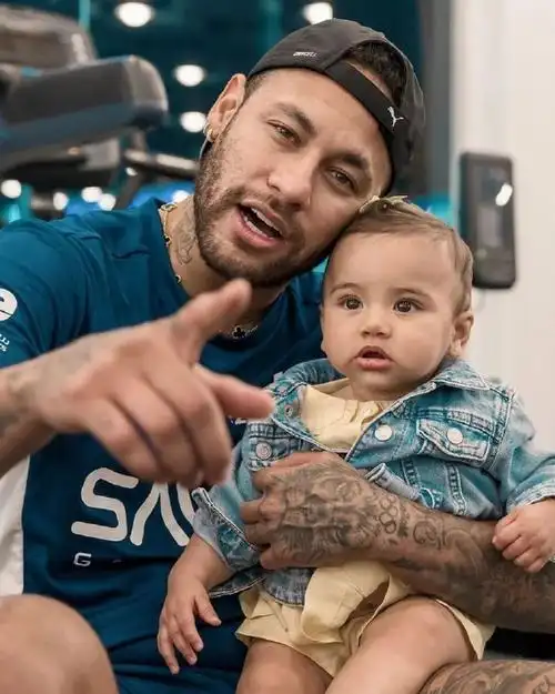 更为出色的 更为出色的